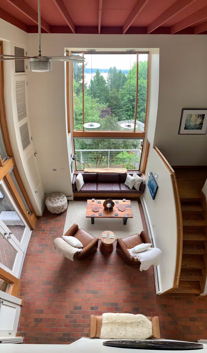Lake Washington Retreat with Private Indoor Pool and Spa - Seattle, Washington