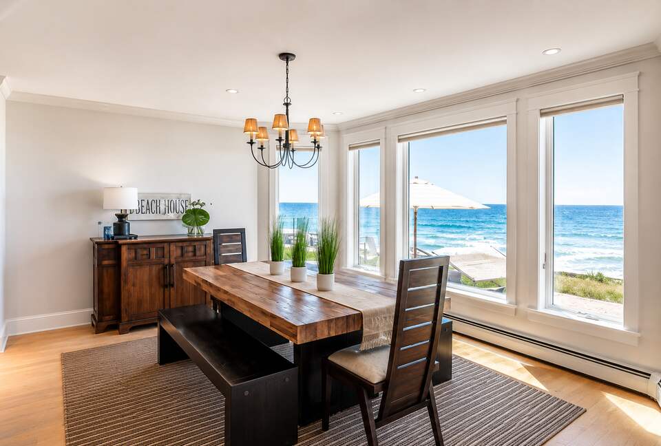 Timeless Maine Coastal Retreat with Panoramic Views - Biddeford, Maine