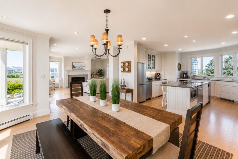 Timeless Maine Coastal Retreat with Panoramic Views - Biddeford, Maine