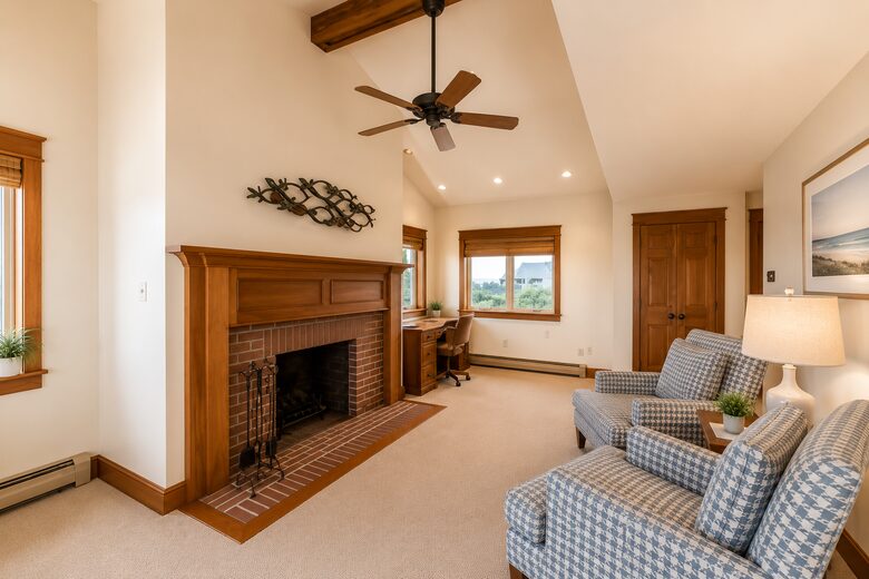 Timeless Maine Coastal Retreat with Panoramic Views - Biddeford, Maine