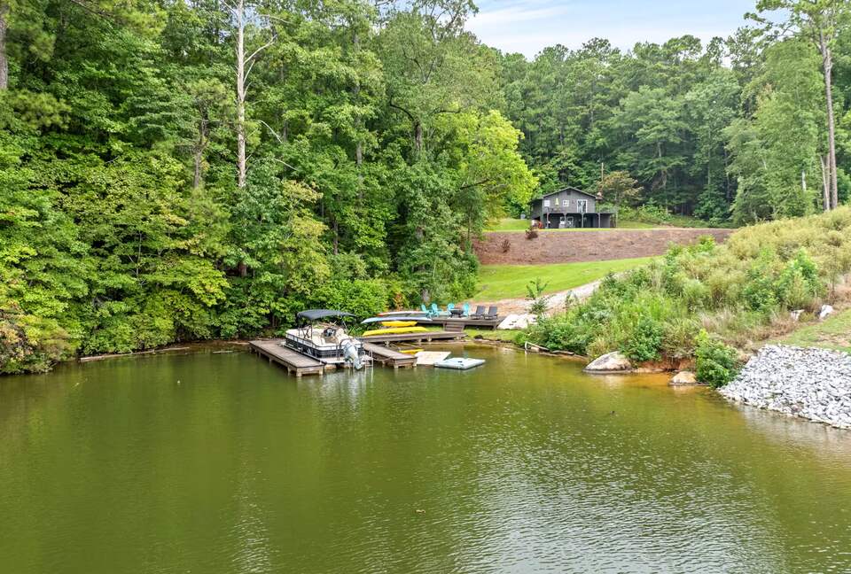 Lake Martin Cabin Retreat - Alexander City, Alabama