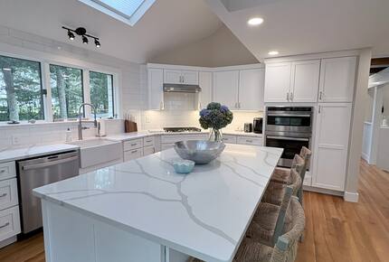 Fairway Retreat in New Seabury | Golf Course Views & Coastal Living - Mashpee, Massachusetts