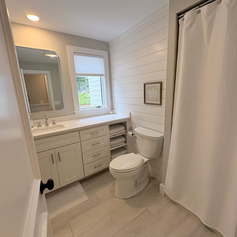 Fairway Retreat in New Seabury | Golf Course Views & Coastal Living - Mashpee, Massachusetts