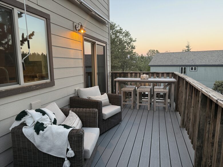Twin Peaks Mountain Retreat with Scenic Deck and Fireplace - Twin Peaks, California