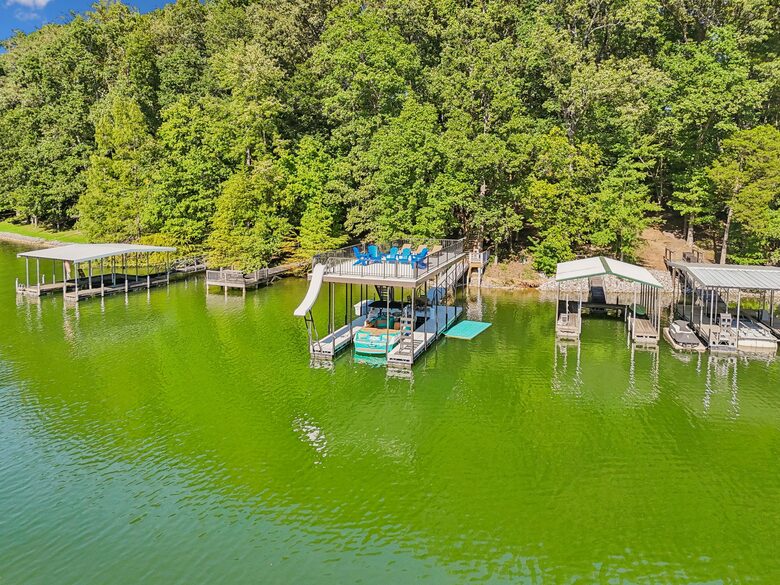 Tims Ford Lake Retreat with Private Dock and Theater - Winchester, Tennessee