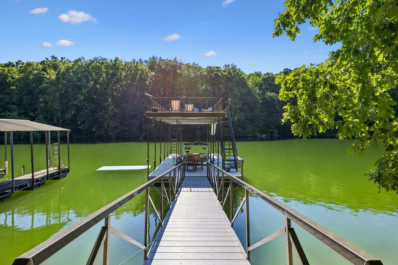 Tims Ford Lake Retreat with Private Dock and Theater - Winchester, Tennessee