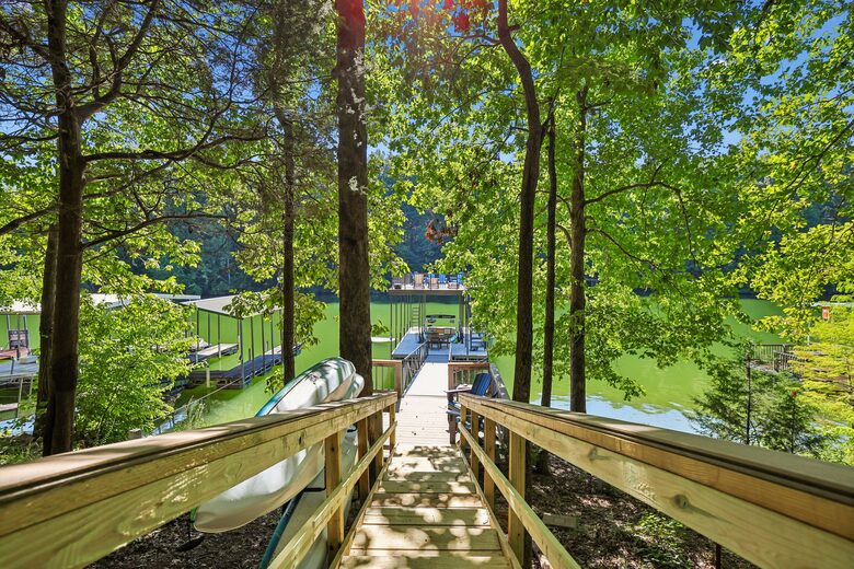 Tims Ford Lake Retreat with Private Dock and Theater - Winchester, Tennessee