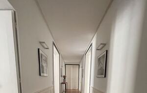 Refined Versailles Apartment Near the Palace - Versailles, Paris, France