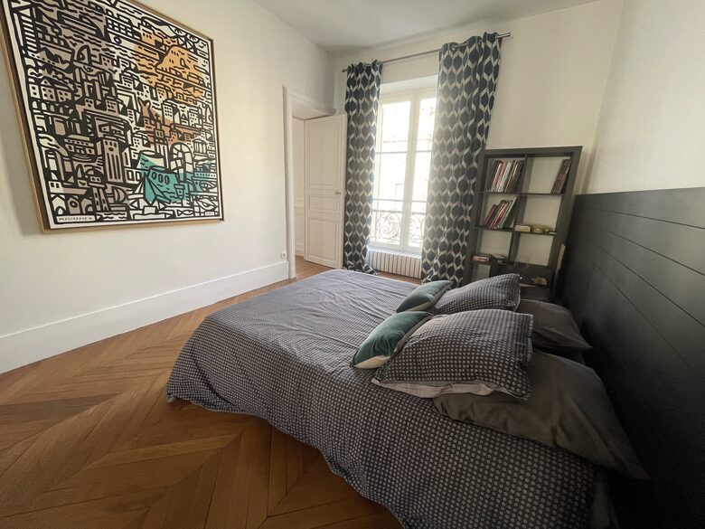 Refined Versailles Apartment Near the Palace - Versailles, Paris, France