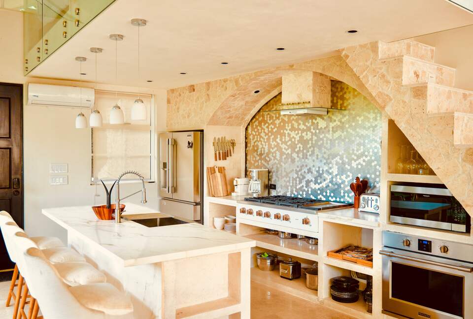 Mediterranean-Inspired Hideaway in Tropical Santa Teresa - Santa Teresa, Costa Rica