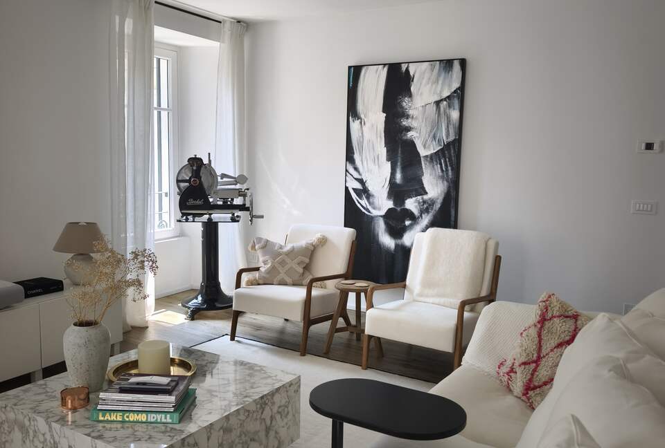 Scandinavian Elegance in Como - Como, Italy