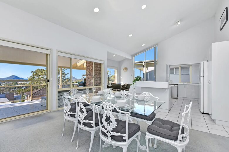 Nelson Bay Retreat with Panoramic Port Stephens Views - Nelson Bay, Australia
