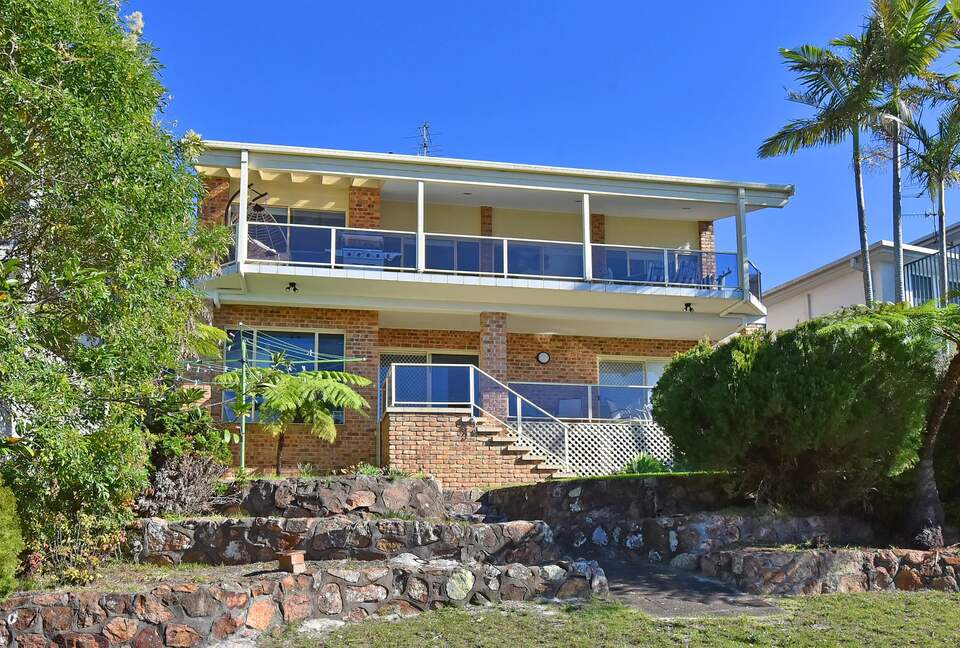 Nelson Bay Retreat with Panoramic Port Stephens Views - Nelson Bay, Australia