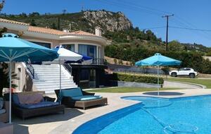 Garden and Pool Villa in East Attica - Agii Apostoli, Greece