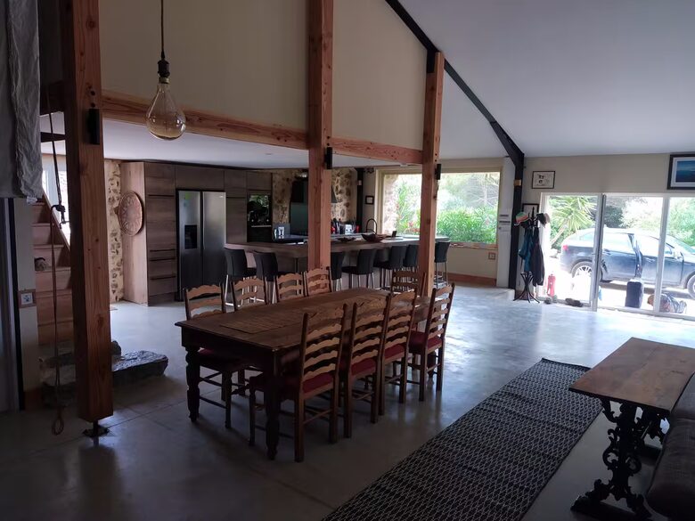 The Off Grid Bergerie - Fitou, France
