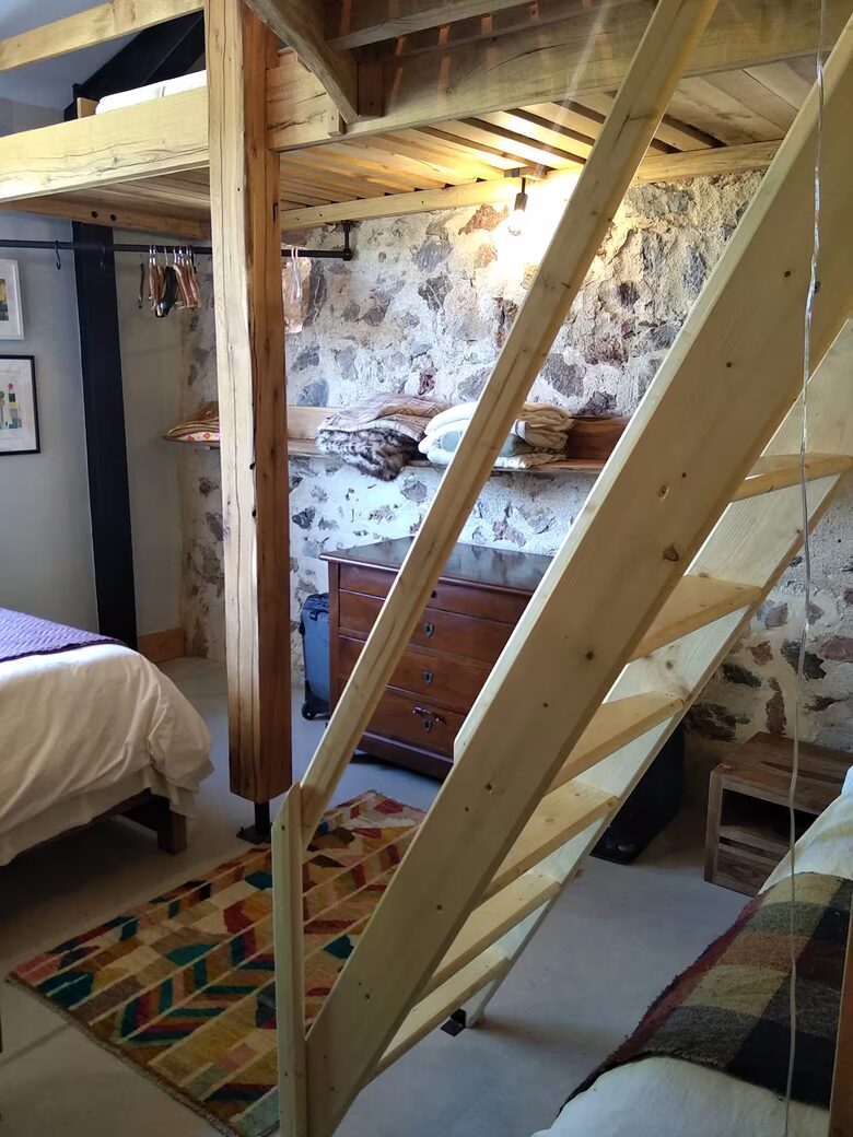 The Off Grid Bergerie - Fitou, France