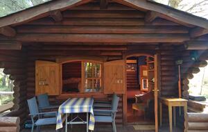 The Off Grid Bergerie - Fitou, France