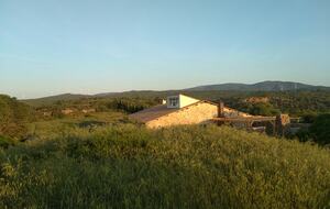 The Off Grid Bergerie - Fitou, France