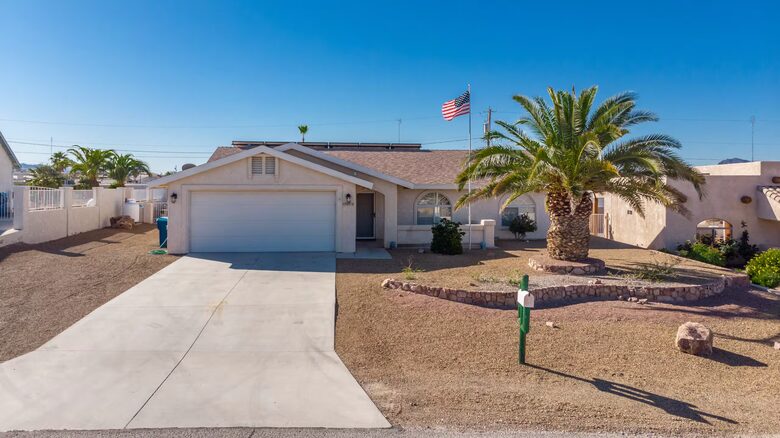 Desert Retreat in Lake Havasu City - Lake Havasu City, Arizona