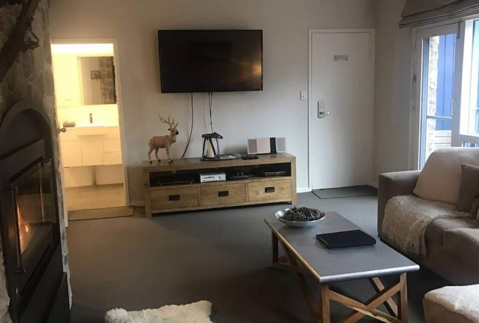 Mountain Living in the Heart of Thredbo - Thredbo, Australia