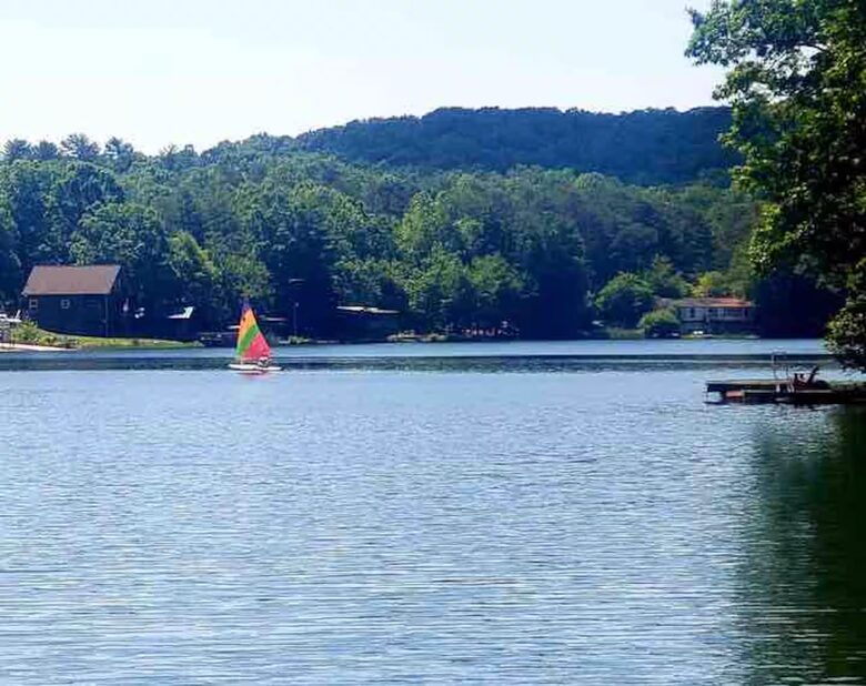 Smoky Mountain Cabin with Panoramic Views and Private Hot Tub - Tallassee, Tennessee