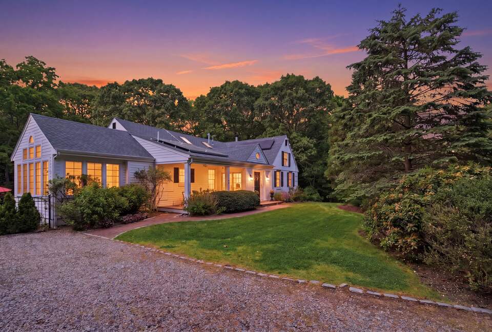 Cape Cod Retreat with Private Pool, Hot Tub and Kayaks - Marstons Mills, Massachusetts