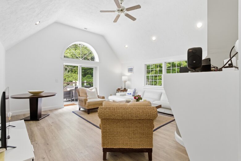 Cape Cod Retreat with Private Pool, Hot Tub and Kayaks - Marstons Mills, Massachusetts