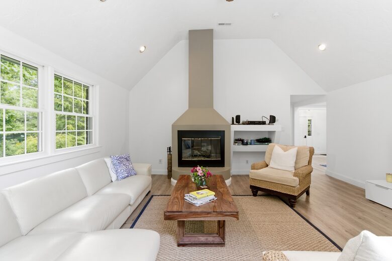 Cape Cod Retreat with Private Pool, Hot Tub and Kayaks - Marstons Mills, Massachusetts