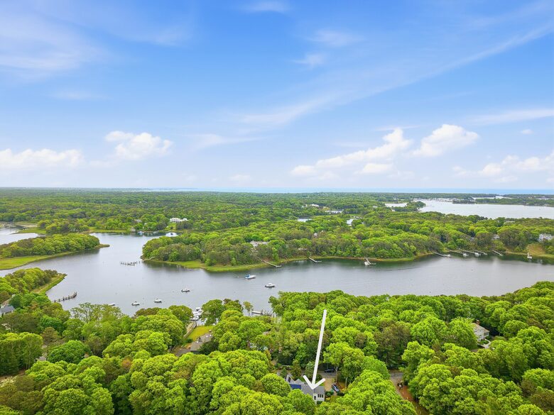 Cape Cod Retreat with Private Pool, Hot Tub and Kayaks - Marstons Mills, Massachusetts