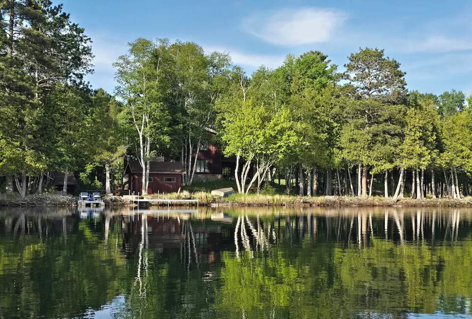 Eagles Nest Lakefront Lodge with Two Private Docks - Ely, Minnesota