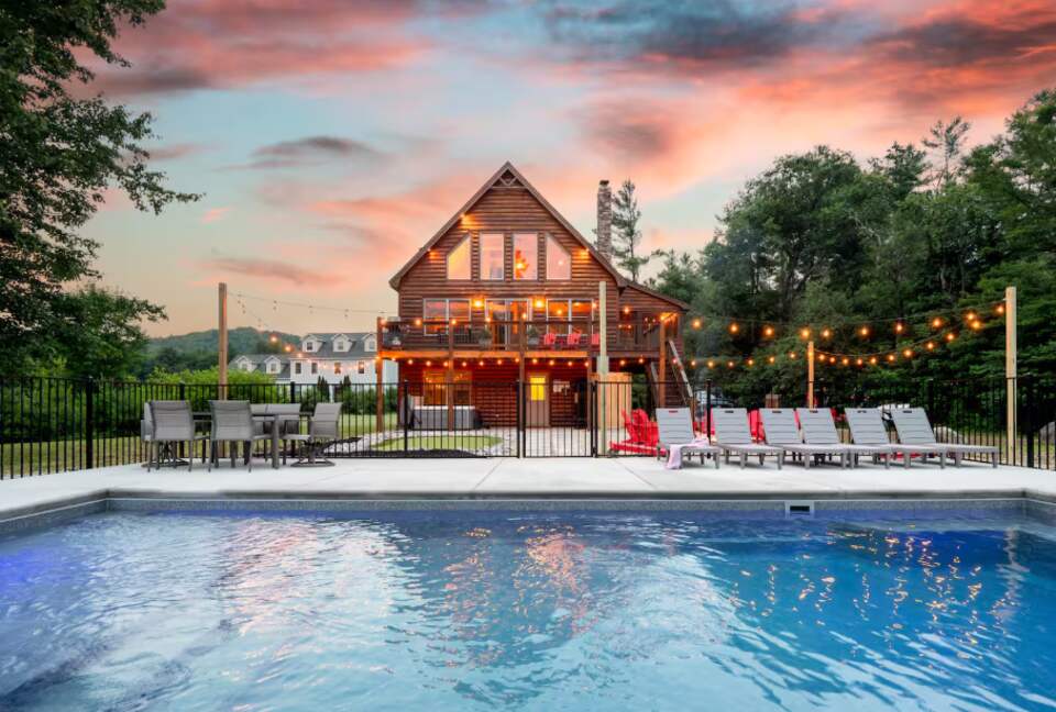 Year-Round Sunday River Escape with Pool & Mountain Views - Newry, Maine