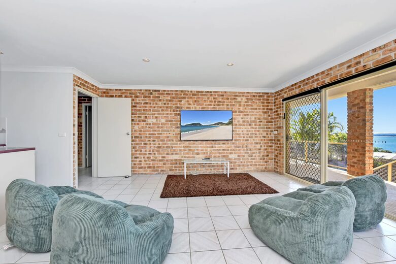 Nelson Bay Retreat with Panoramic Port Stephens Views - Nelson Bay, Australia