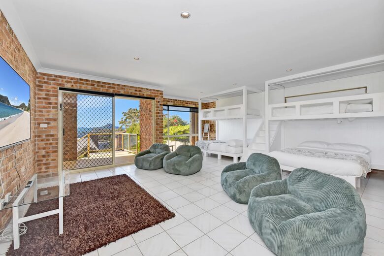 Nelson Bay Retreat with Panoramic Port Stephens Views - Nelson Bay, Australia