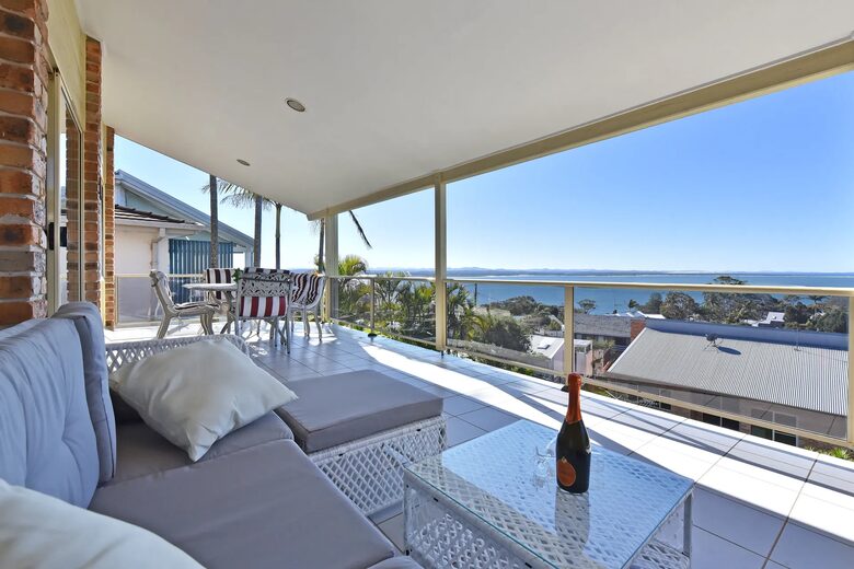 Nelson Bay Retreat with Panoramic Port Stephens Views - Nelson Bay, Australia