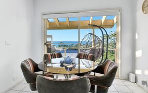 Nelson Bay Retreat with Panoramic Port Stephens Views - Nelson Bay, Australia