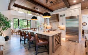 Mountain Chalet with Private Hot Tub Near Loon Mountain Resort - Lincoln, New Hampshire