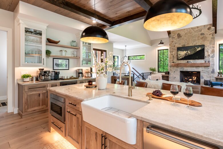 Mountain Chalet with Private Hot Tub Near Loon Mountain Resort - Lincoln, New Hampshire