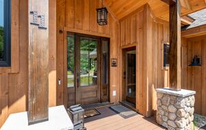 Mountain Chalet with Private Hot Tub Near Loon Mountain Resort - Lincoln, New Hampshire