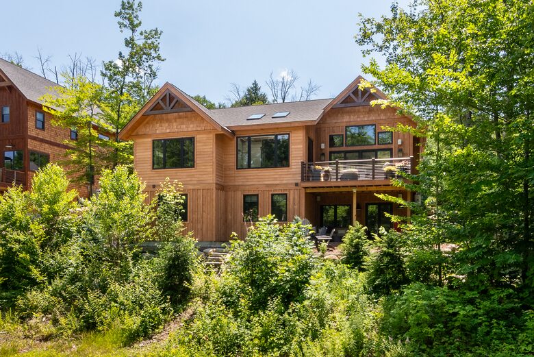 Mountain Chalet with Private Hot Tub Near Loon Mountain Resort - Lincoln, New Hampshire