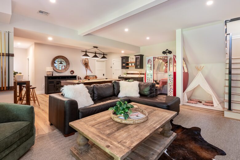 Mountain Chalet with Private Hot Tub Near Loon Mountain Resort - Lincoln, New Hampshire