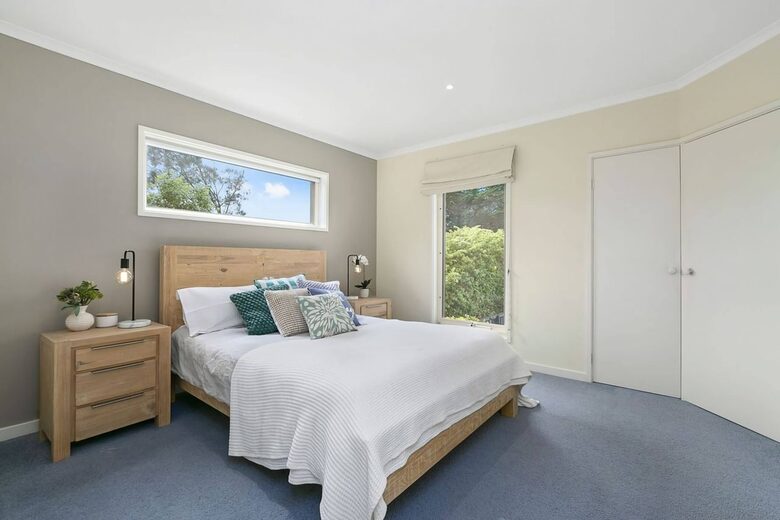 Sorrento Beach House with Private Pool Near Village - Melbourne, Australia