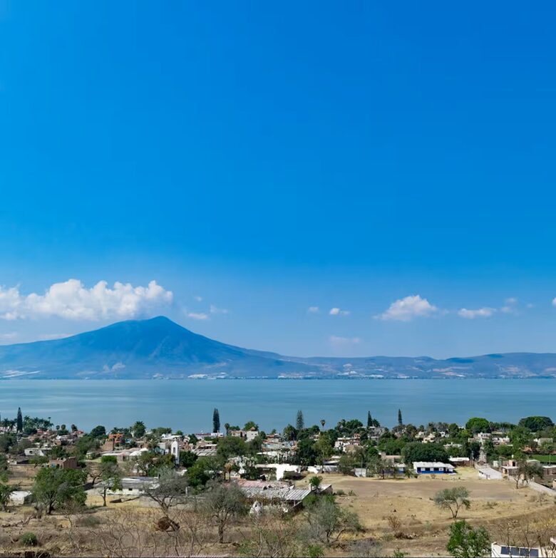 Lake Chapala Retreat in San Juan Cosalá - San Juan Cosalá, Mexico