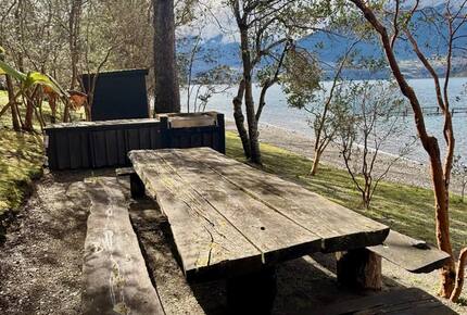 Contemporary Lake House at Lago Ranco - Futrono, Chile