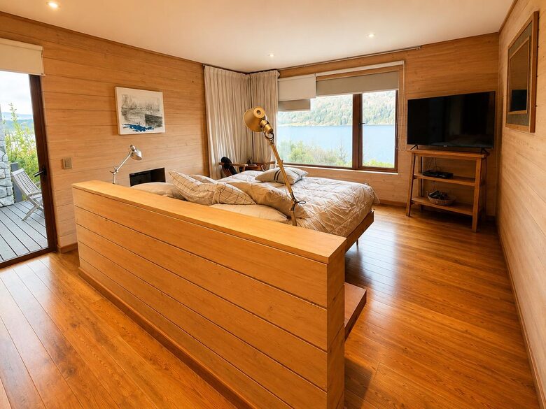 Contemporary Lake House at Lago Ranco - Futrono, Chile