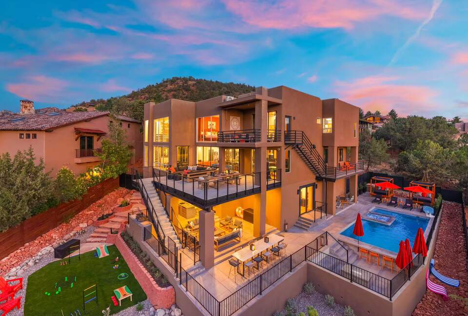 Sunsets of Sedona | A Sophisticated Desert Retreat - Sedona, Arizona