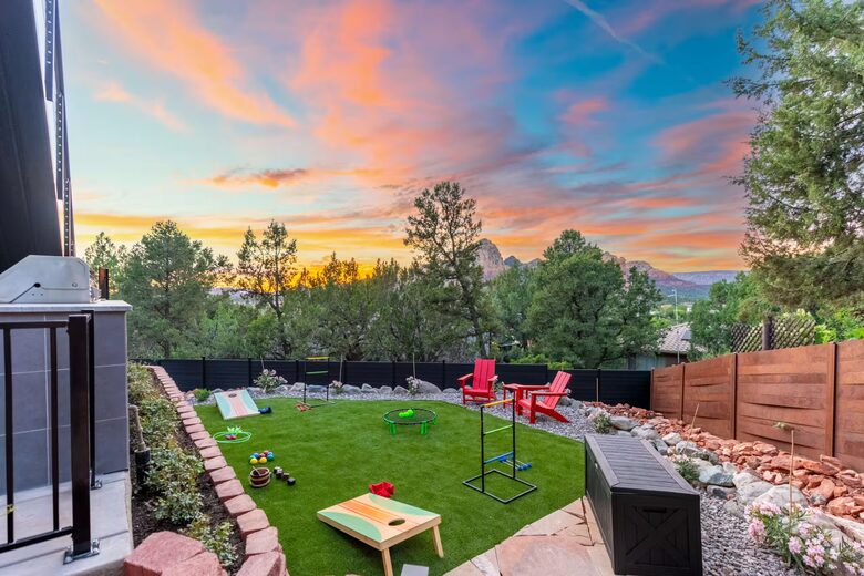 Sunsets of Sedona | A Sophisticated Desert Retreat - Sedona, Arizona