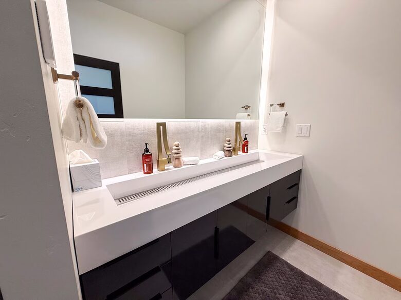 Whitefish Mountain Ski-In/Ski-Out Retreat with Rooftop Deck - Whitefish, Montana