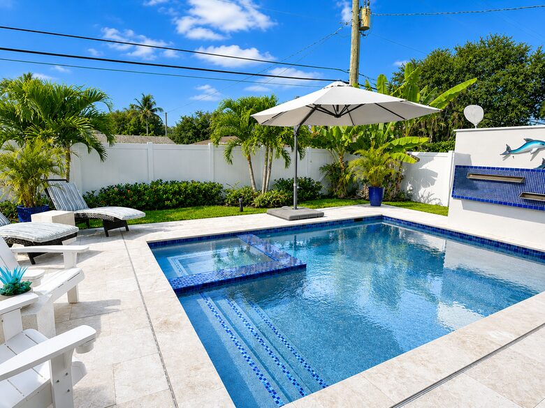 Naples Retreat with Private Pool and Spa Near Gulf Beaches - Naples, Florida