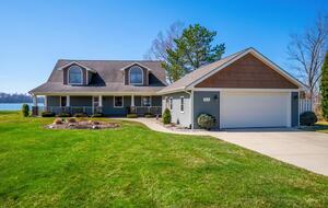 Relaxed Lake Pleasant Getaway with Private Shoreline - Fremont, Indiana