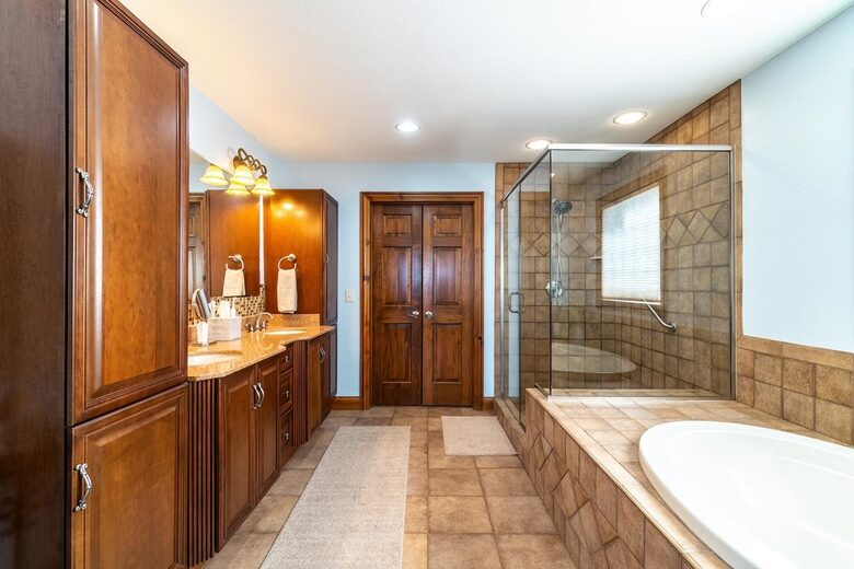 Relaxed Lake Pleasant Getaway with Private Shoreline - Fremont, Indiana
